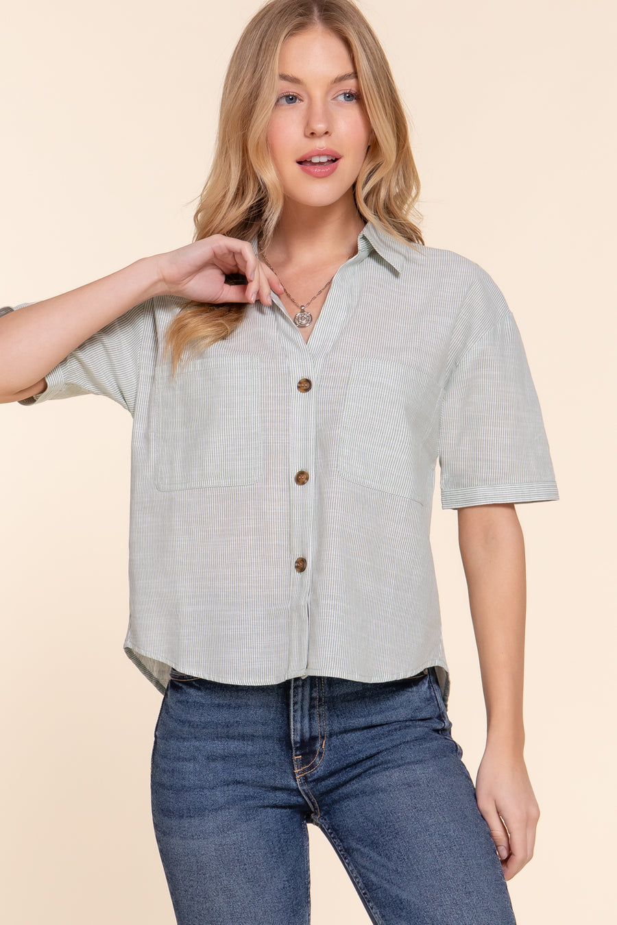 Front pocket striped woven shirt